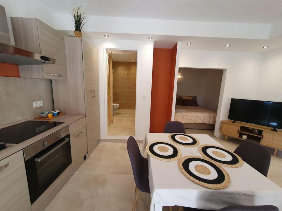 Appartement 30 M De La Plage Grimaud Luaran gambar